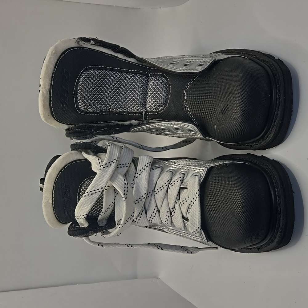 BARI Rookie Ice Hockey Skate Street Boots Kids 3.5 M Winter Thinsulate Insulated